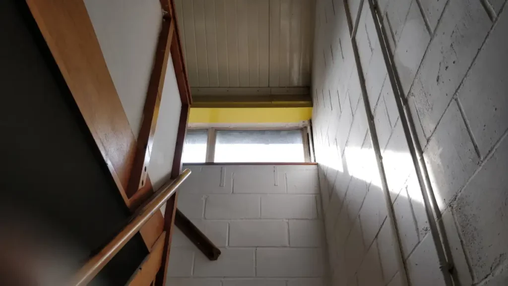 interior del taller de un parque industrial