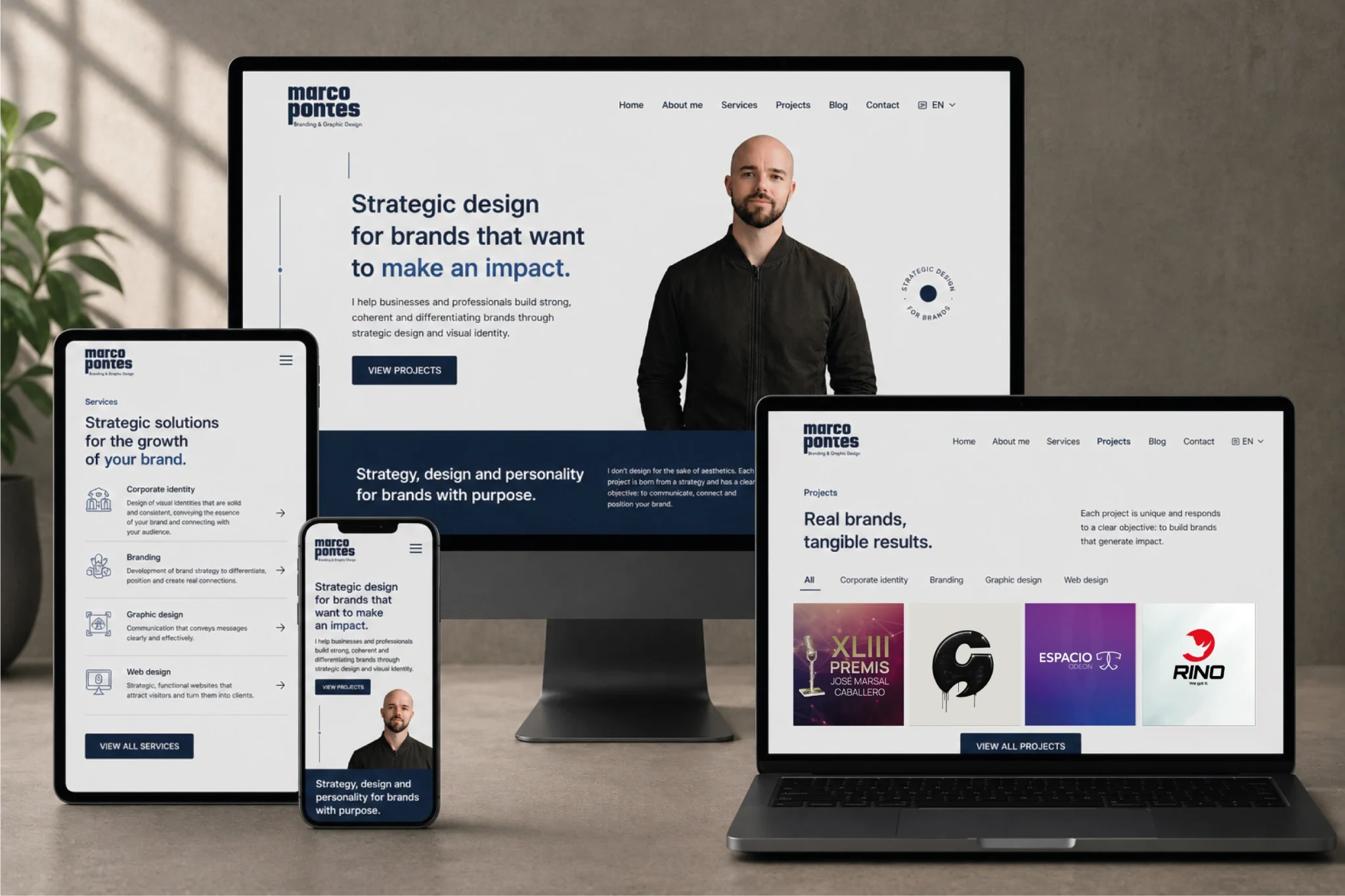 Diseño web responsive de Marco Pontes Branding & Graphic Design visualizado en monitor, laptop, tablet y smartphone.